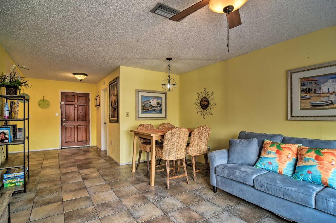 Updated Near Ideal Walkable Location! * Clearwater Beach